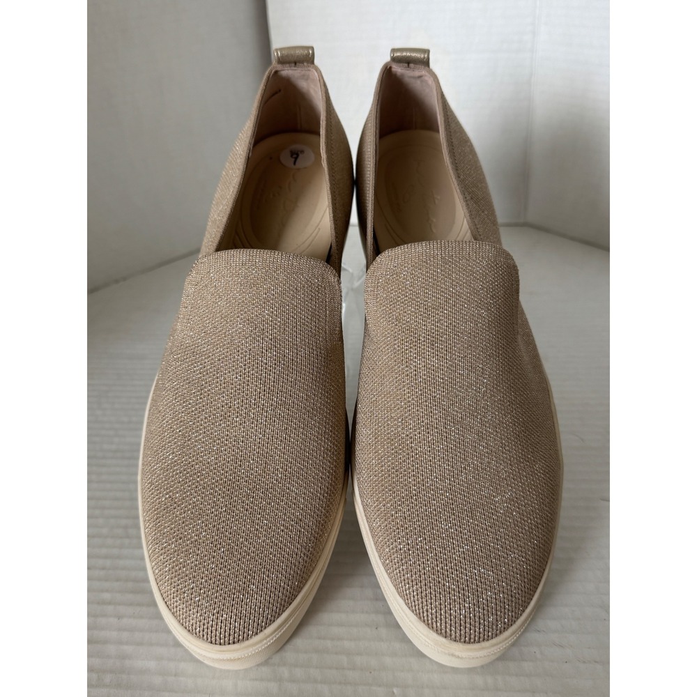 Me Too Fay Slip On Sneakers Womens 9 Champagne Gold Metallic Shimmer